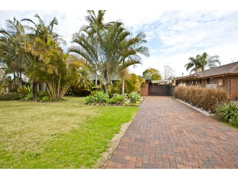 6 Watson Place, Raymond Terrace NSW 2324