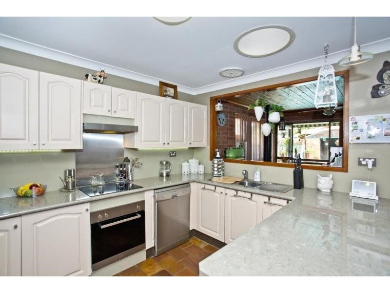 6 Watson Place, Raymond Terrace NSW 2324