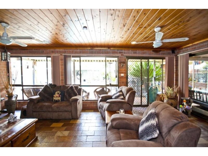 6 Watson Place, Raymond Terrace NSW 2324