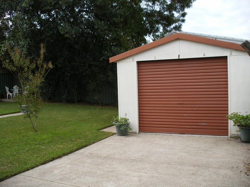 4 Binns Street, Raymond Terrace NSW 2324