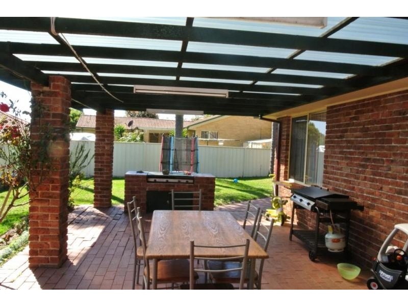 5 Finlay Close, Raymond Terrace NSW 2324