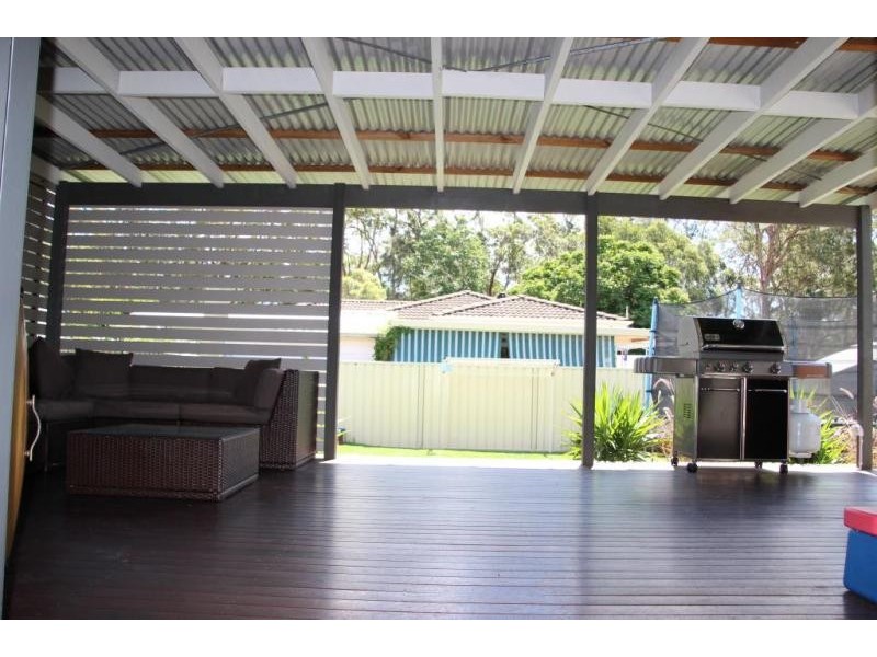 14 Rosemount Drive, Raymond Terrace NSW 2324