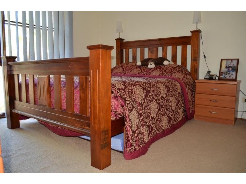 8 Deas Place, Raymond Terrace NSW 2324