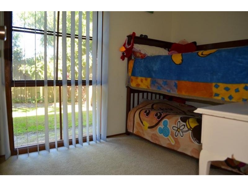 8 Deas Place, Raymond Terrace NSW 2324