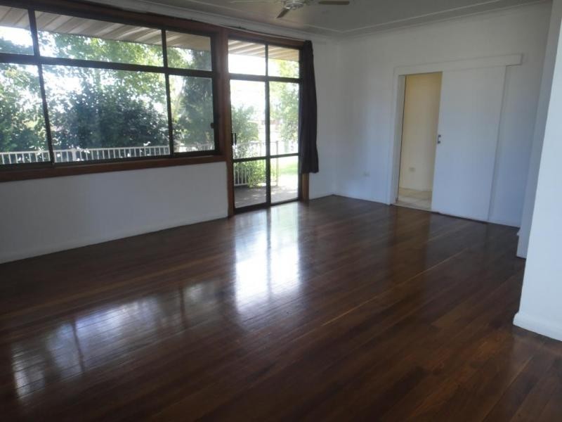 1 Richardson Road, Raymond Terrace NSW 2324