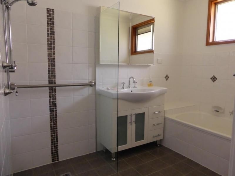 21 Hillside Close, Raymond Terrace NSW 2324