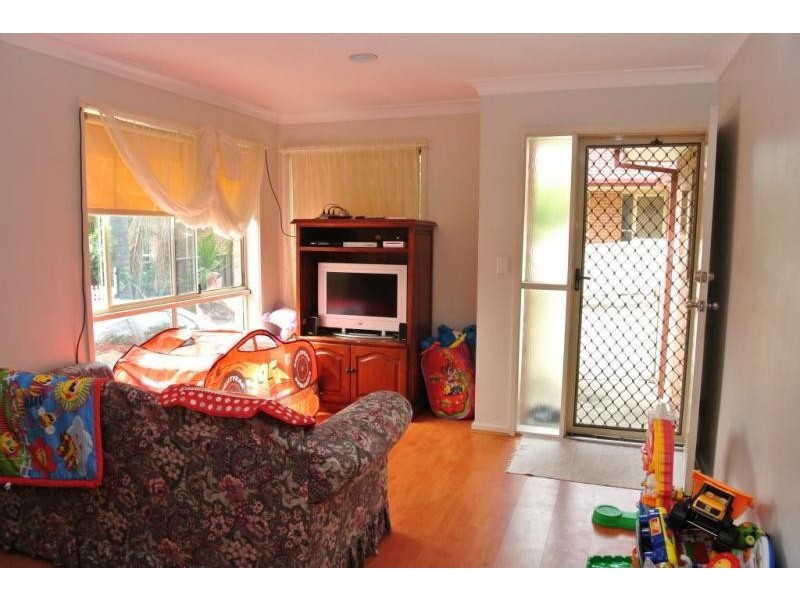 9 3-5 Mosman Place, Raymond Terrace NSW 2324