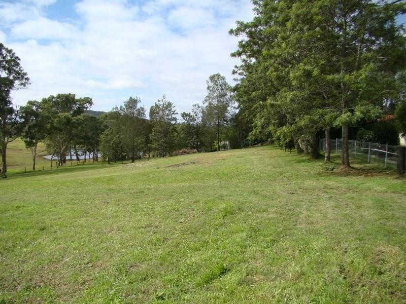 2 Warren Street, Seaham NSW 2324