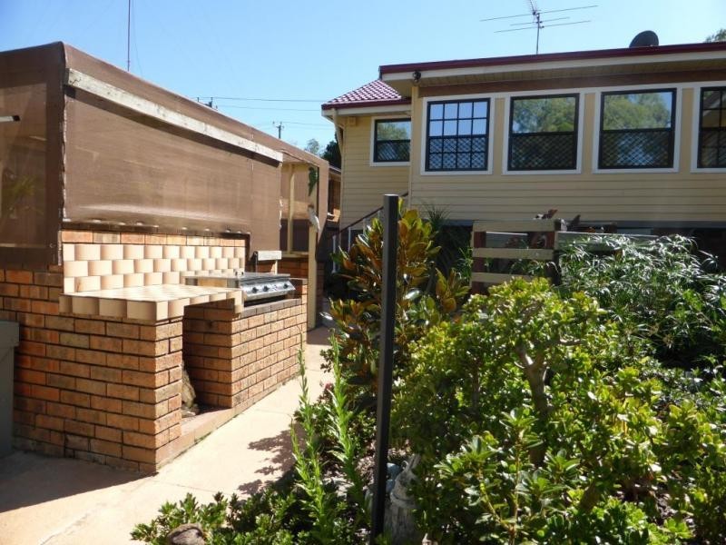 30 Kangaroo Street, Raymond Terrace NSW 2324