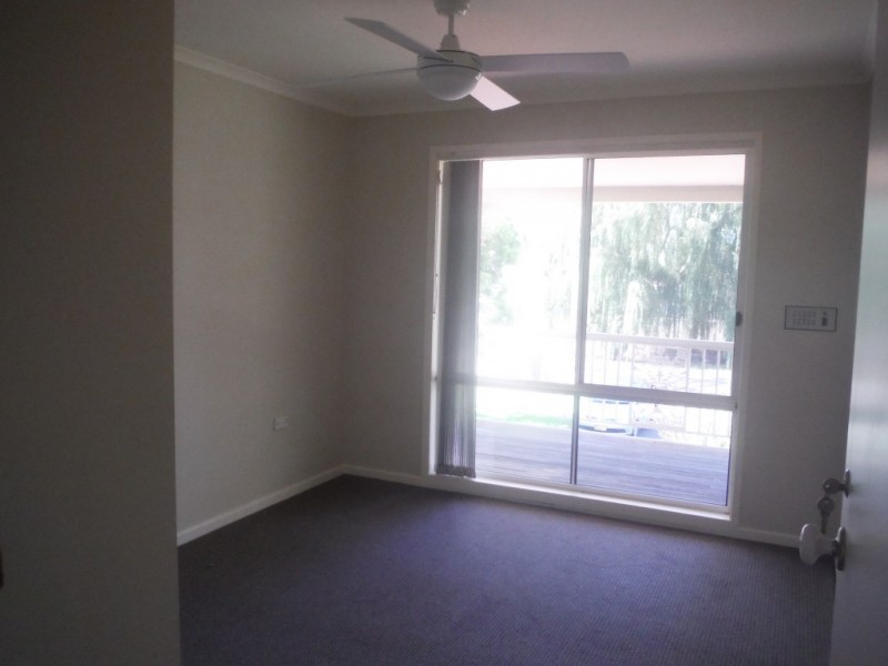2 Swan Street, Raymond Terrace NSW 2324