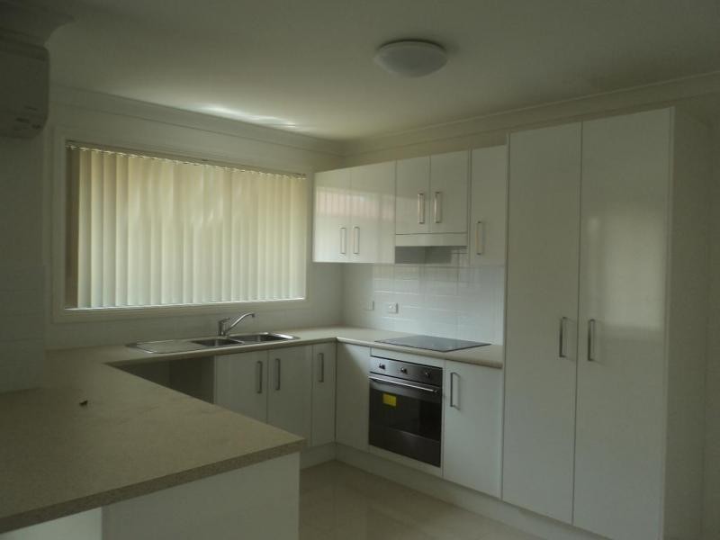 2/9 Irrawang Street, Raymond Terrace NSW 2324
