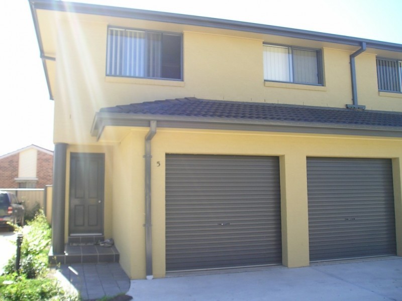 5/12A Irrawang Street, Raymond Terrace NSW 2324