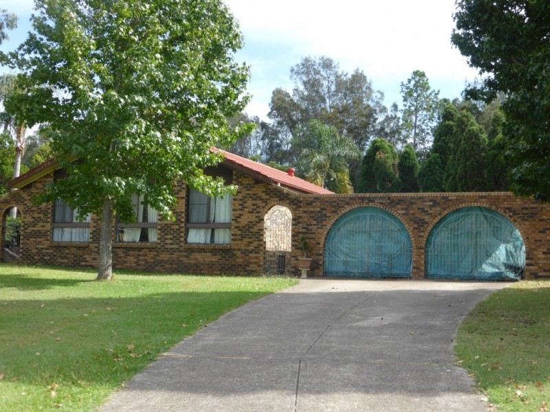 1 Luskin Close, Raymond Terrace NSW 2324