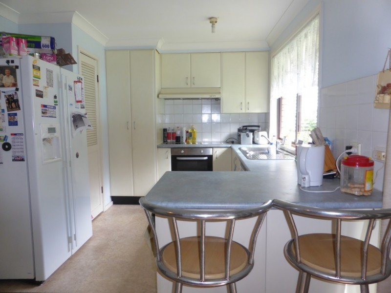 1 Luskin Close, Raymond Terrace NSW 2324