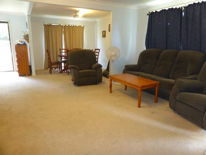 1 Luskin Close, Raymond Terrace NSW 2324