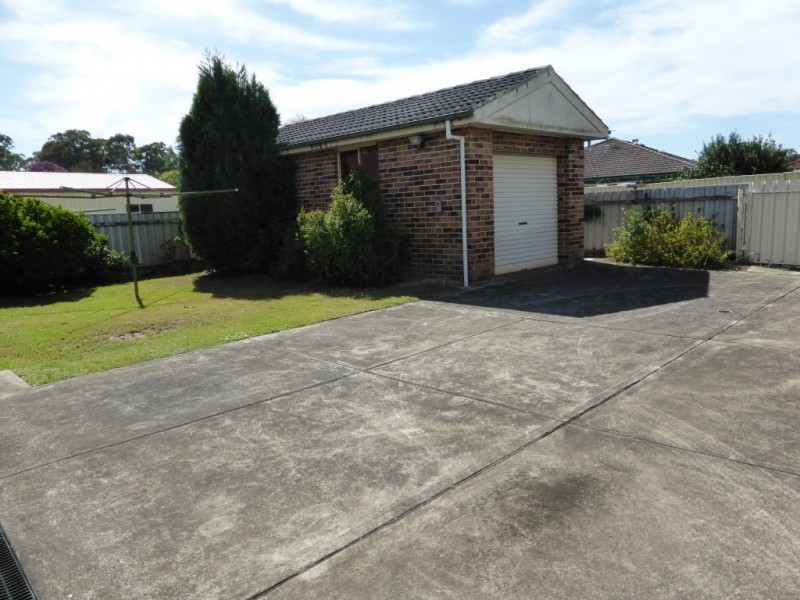 5 Belmore Place, Raymond Terrace NSW 2324