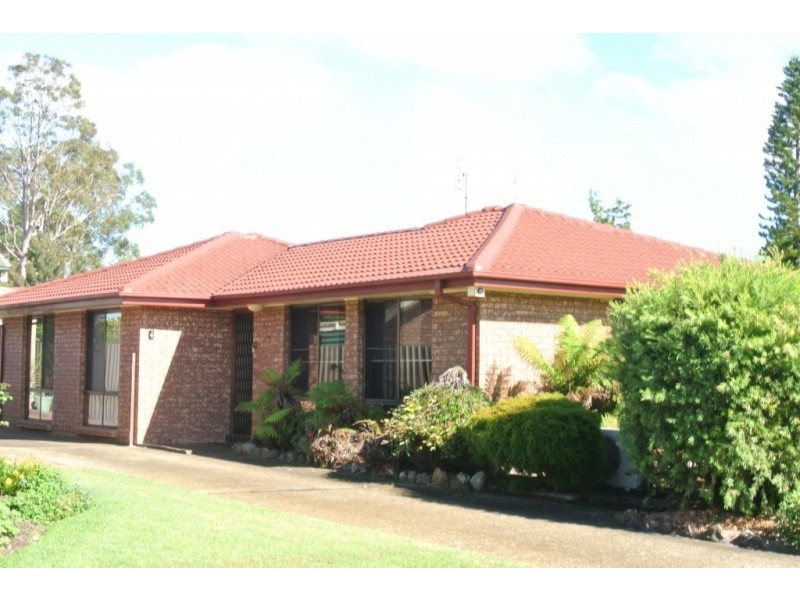 4 Katherine Close, Raymond Terrace NSW 2324