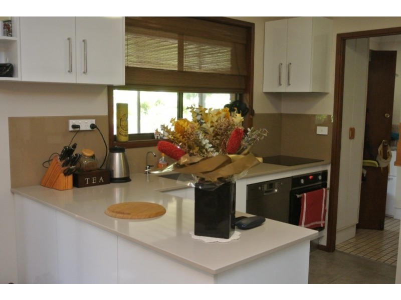 4 Katherine Close, Raymond Terrace NSW 2324