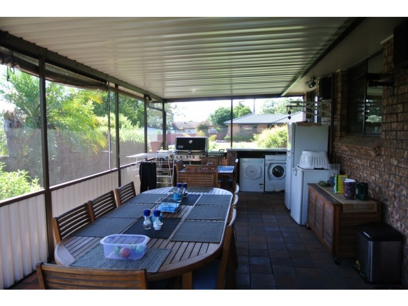 4 Katherine Close, Raymond Terrace NSW 2324