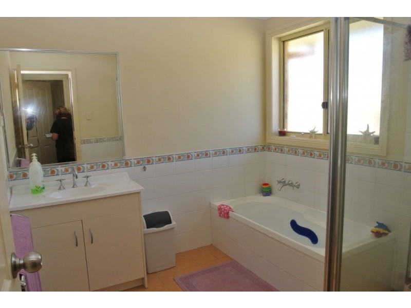2/36 Gwen Parade, Raymond Terrace NSW 2324