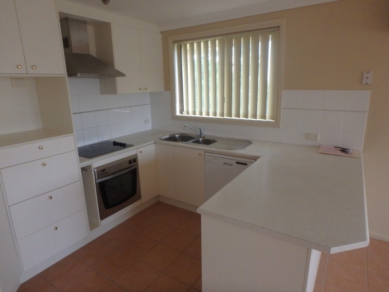 4 Cooper Place, Raymond Terrace NSW 2324