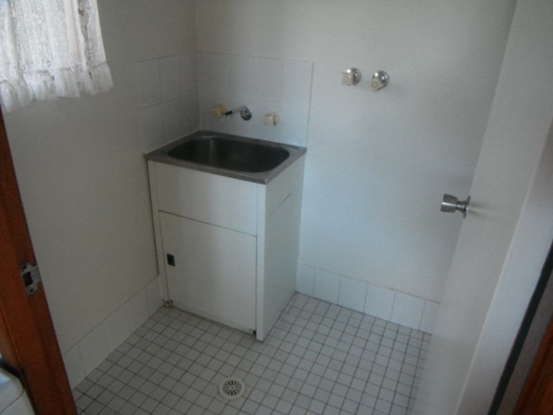 2/23 Lachlan Street, Raymond Terrace NSW 2324