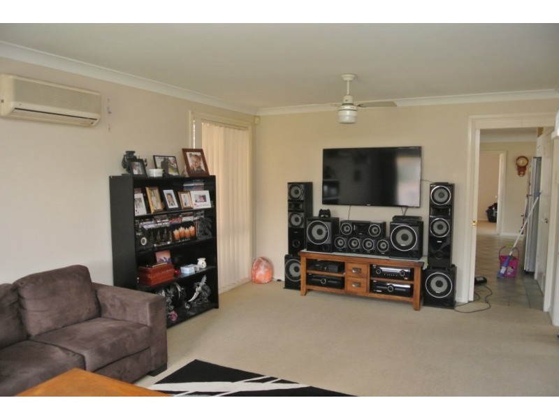 3 Halloran Way, Raymond Terrace NSW 2324