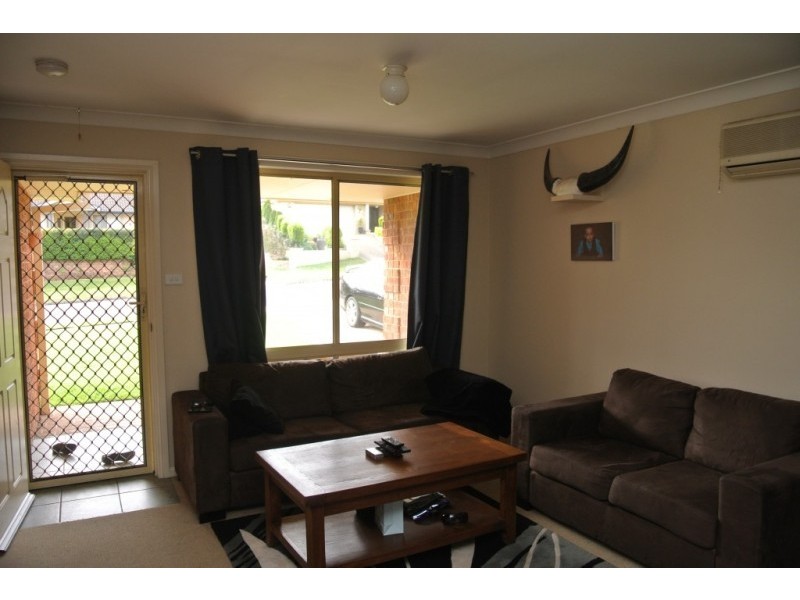 3 Halloran Way, Raymond Terrace NSW 2324