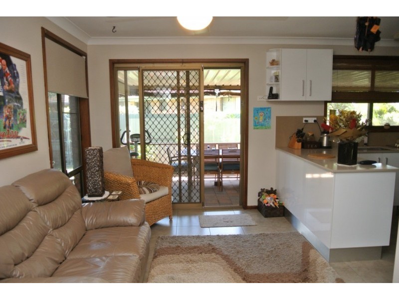 4 Katherine Close, Raymond Terrace NSW 2324