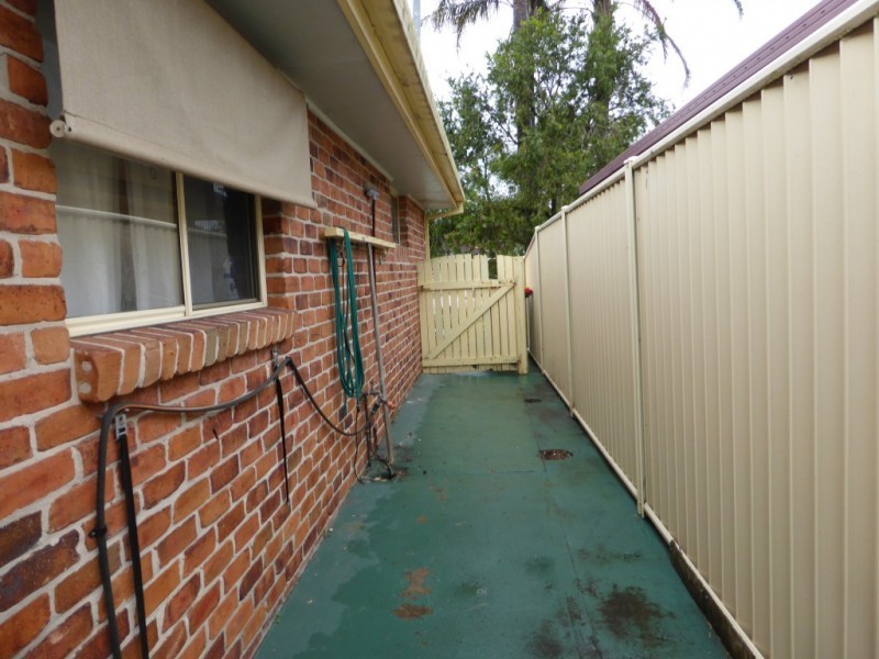 1/54 Benjamin Lee Drive, Raymond Terrace NSW 2324