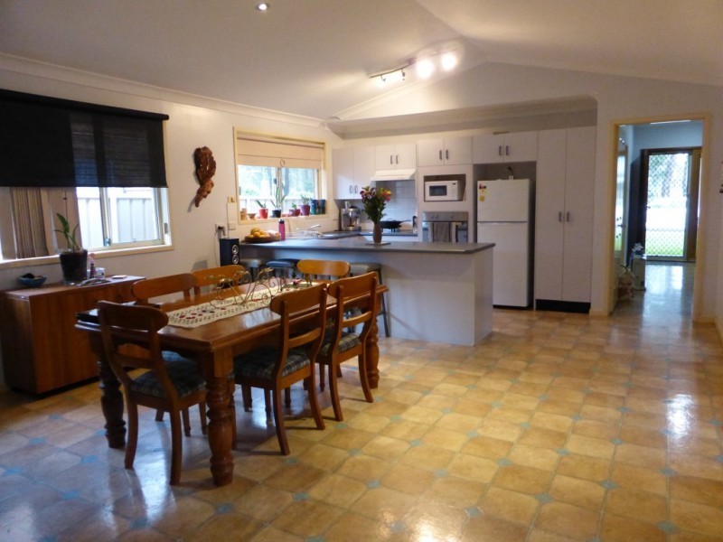 11 Johnson Avenue, Karuah NSW 2324