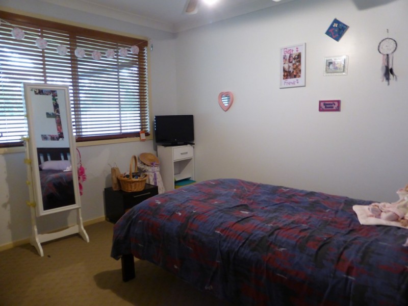 11 Johnson Avenue, Karuah NSW 2324