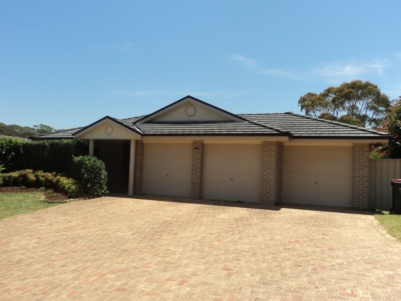 38 Creighton Drive, Medowie NSW 2318
