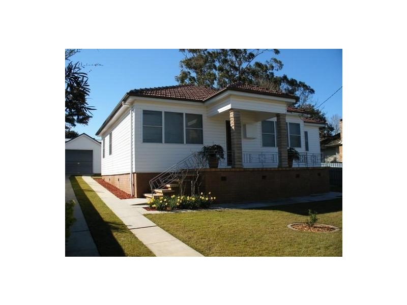 8 Tathra Street, Raymond Terrace NSW 2324