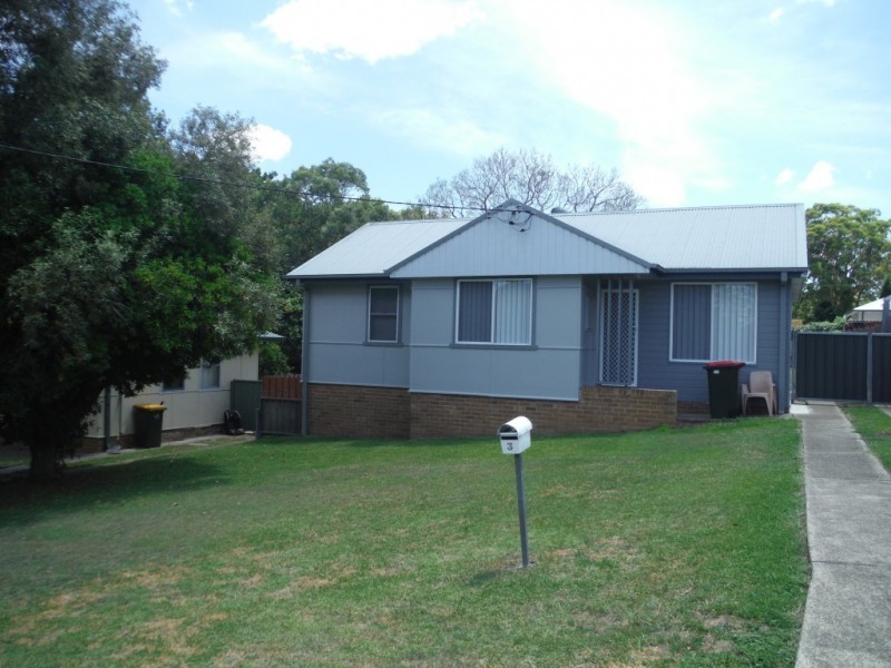 3 Windsor Street, Raymond Terrace NSW 2324