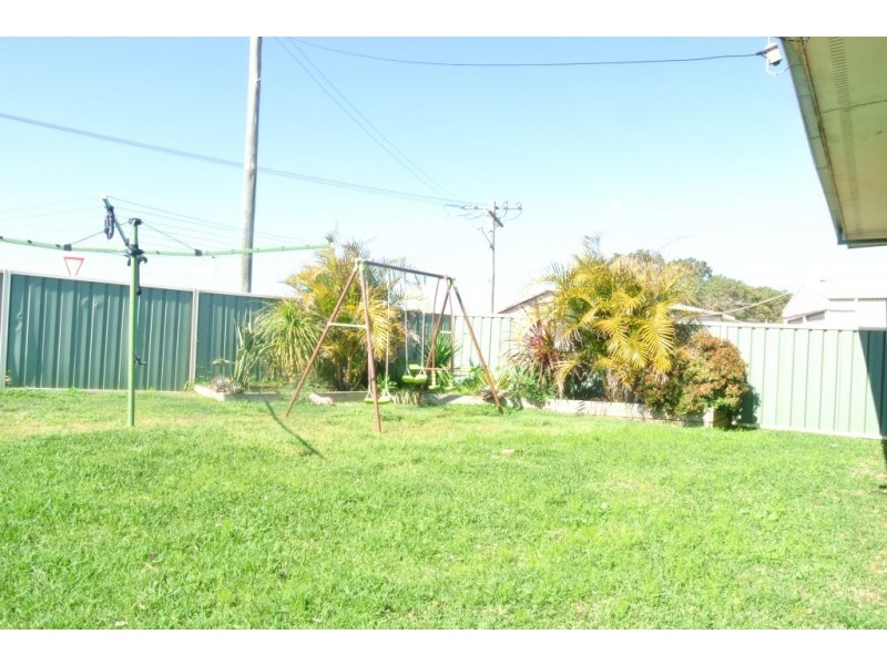 14 Walker Crescent, Raymond Terrace NSW 2324