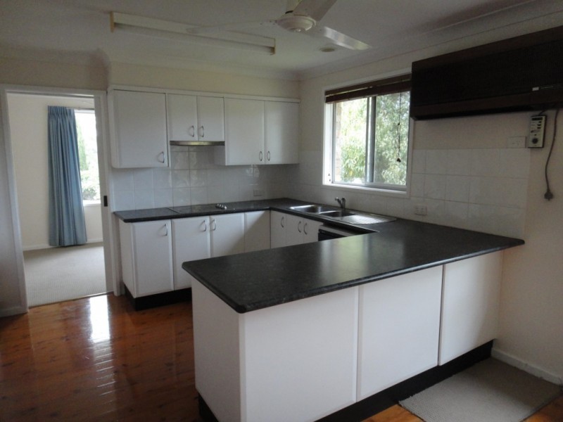 7 Dixon Street, Seaham NSW 2324