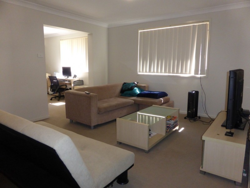 15 Earl Grey Crescent, Raymond Terrace NSW 2324
