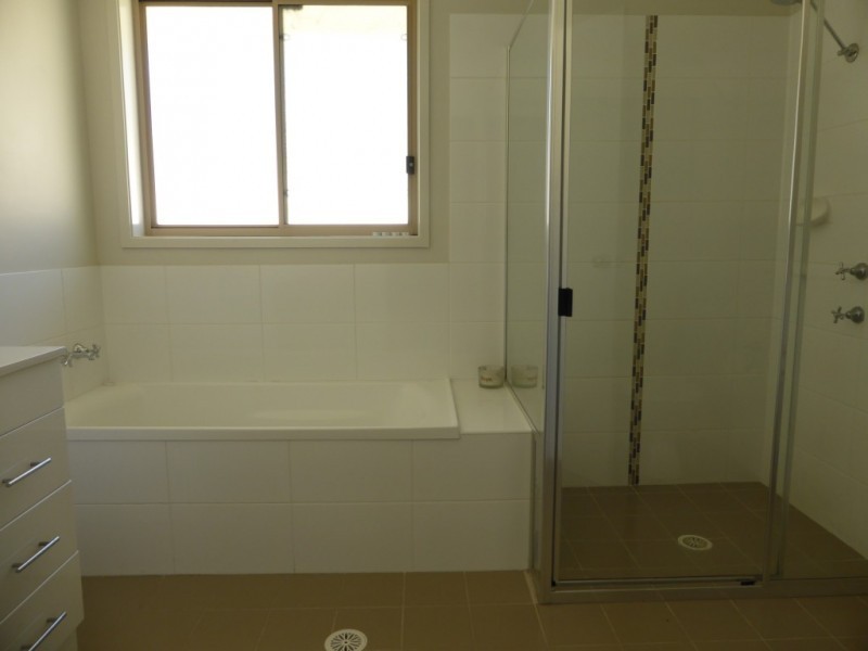 15 Earl Grey Crescent, Raymond Terrace NSW 2324