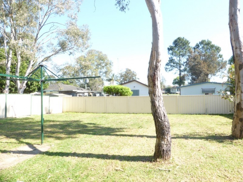 15 Earl Grey Crescent, Raymond Terrace NSW 2324