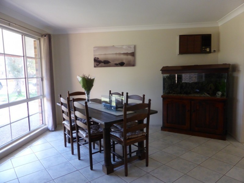 17 Auberge Close, Raymond Terrace NSW 2324