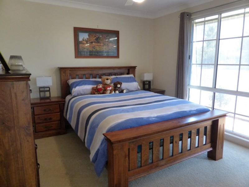 17 Auberge Close, Raymond Terrace NSW 2324