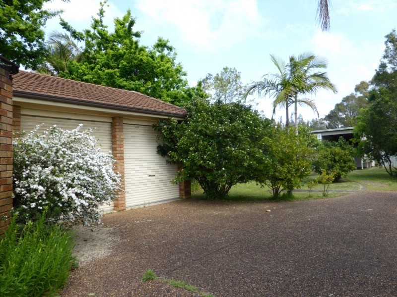 85 Waterfront Road, Swan Bay NSW 2324