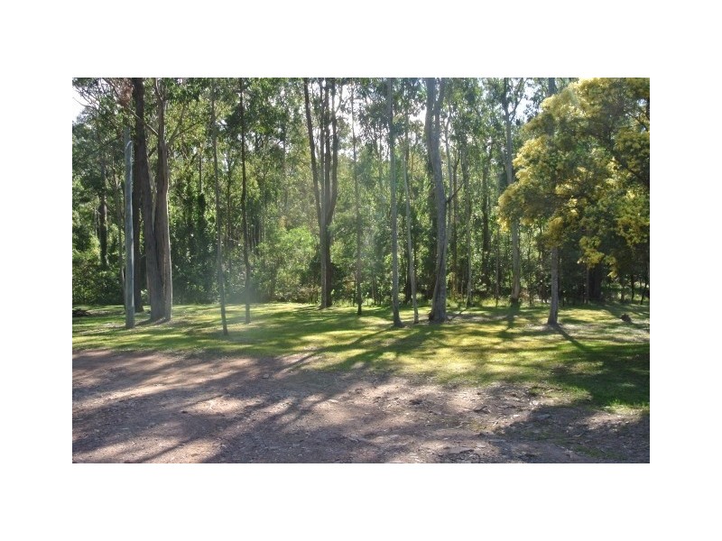 35 Winston Road, Eagleton NSW 2324