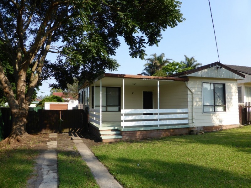 1 Morgan Crescent, Raymond Terrace NSW 2324