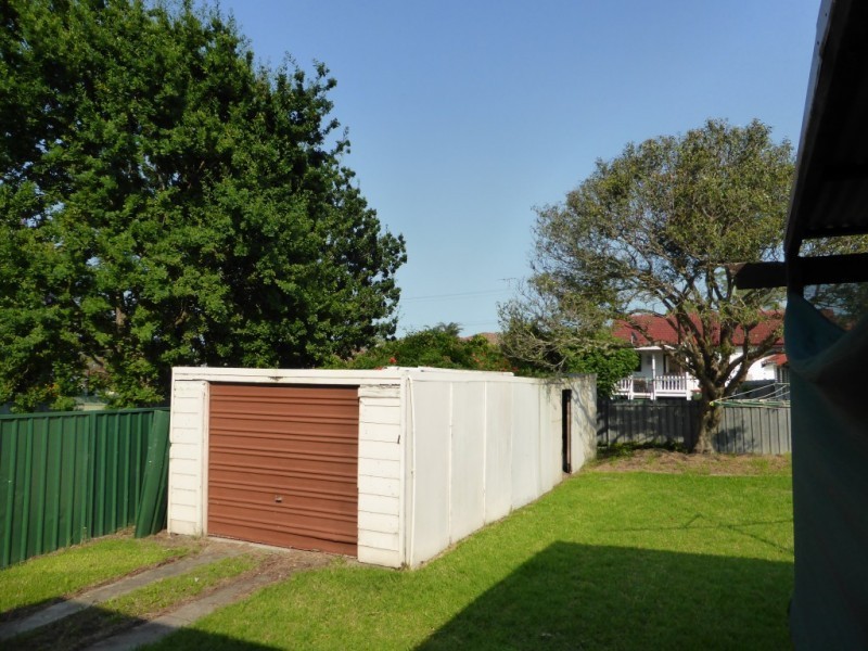 1 Morgan Crescent, Raymond Terrace NSW 2324