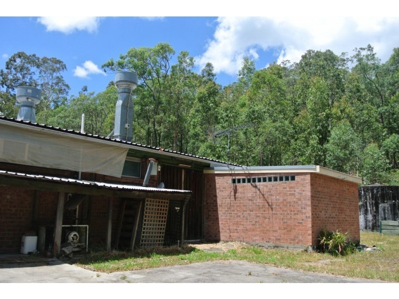 229 Six Mile Road, Eagleton NSW 2324