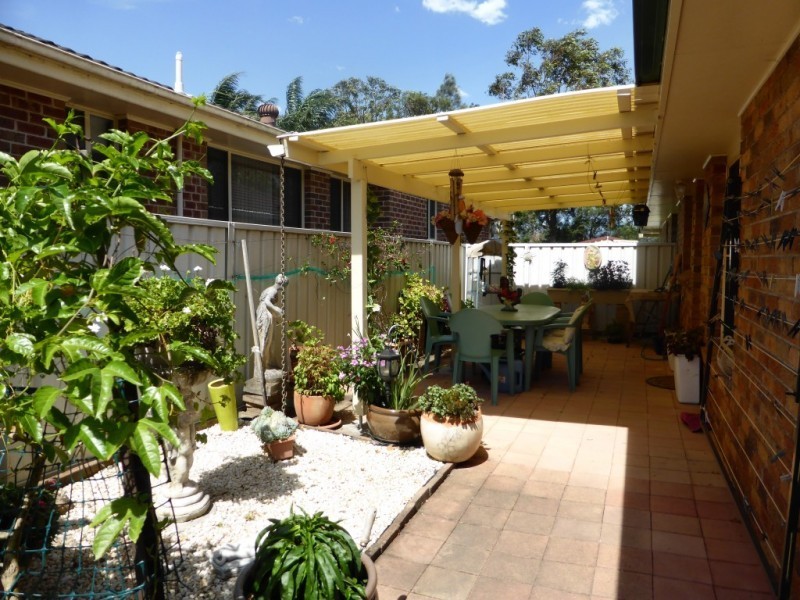 2/11 Benjamin Lee Drive, Raymond Terrace NSW 2324