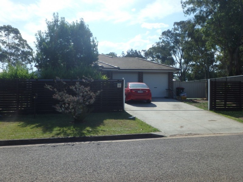 3 Earl Grey Crescent, Raymond Terrace NSW 2324