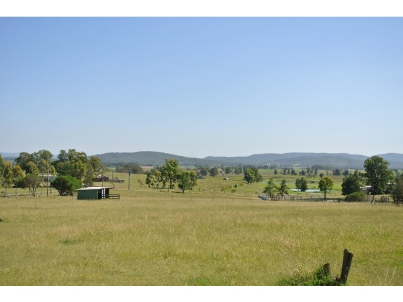 431 Six Mile Road, Eagleton NSW 2324